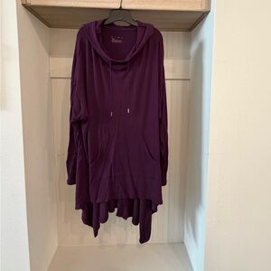 Livi Active Deep Purple Hooded Top